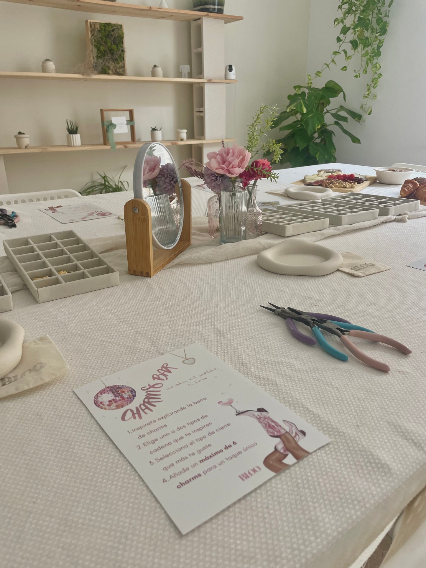 Taller: CHARMS BAR - Málaga