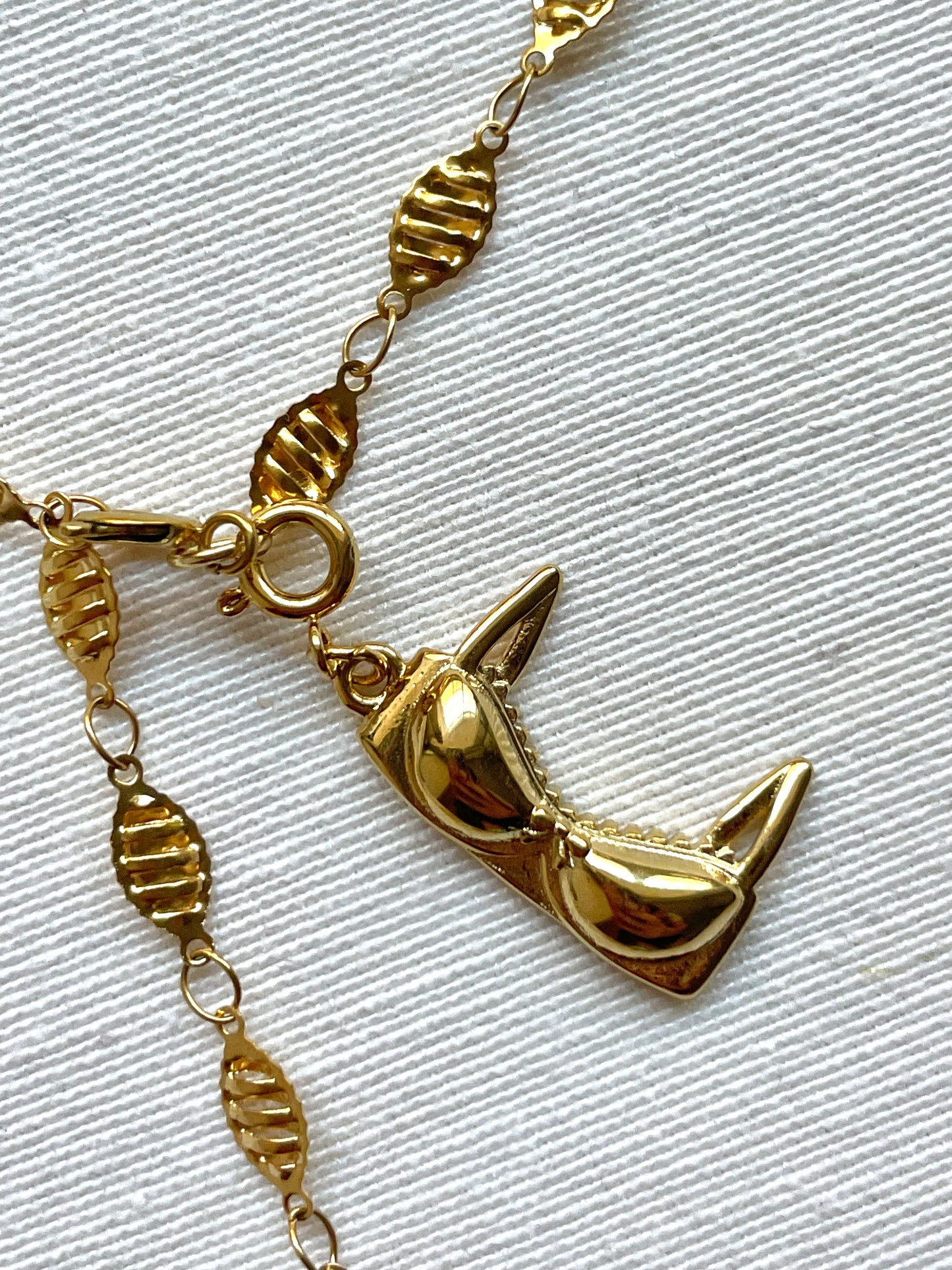 COLLAR HABANA
