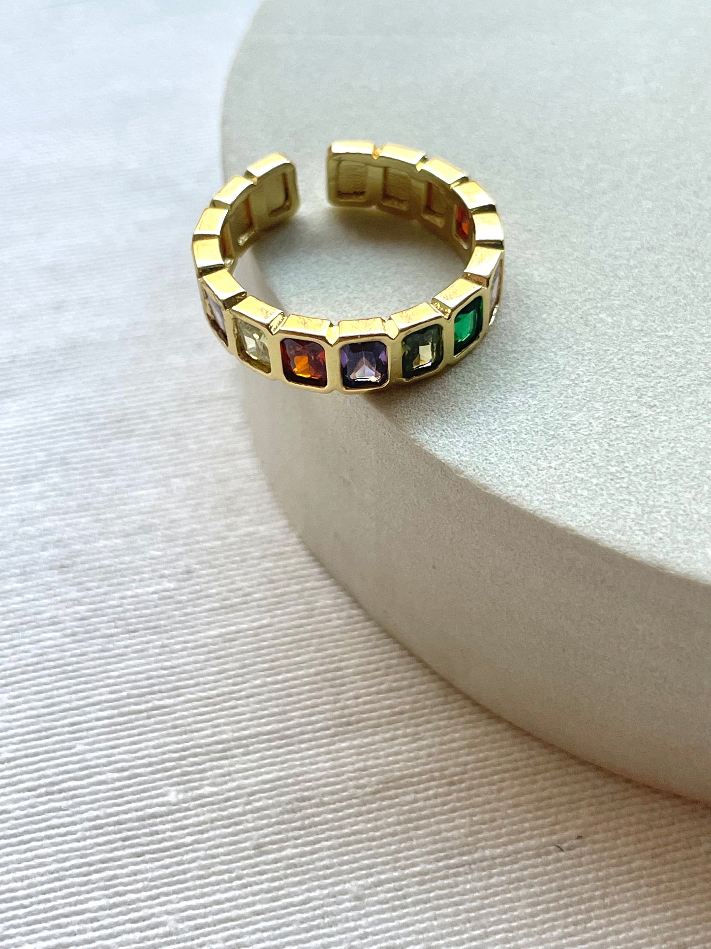 ANILLO VEGA