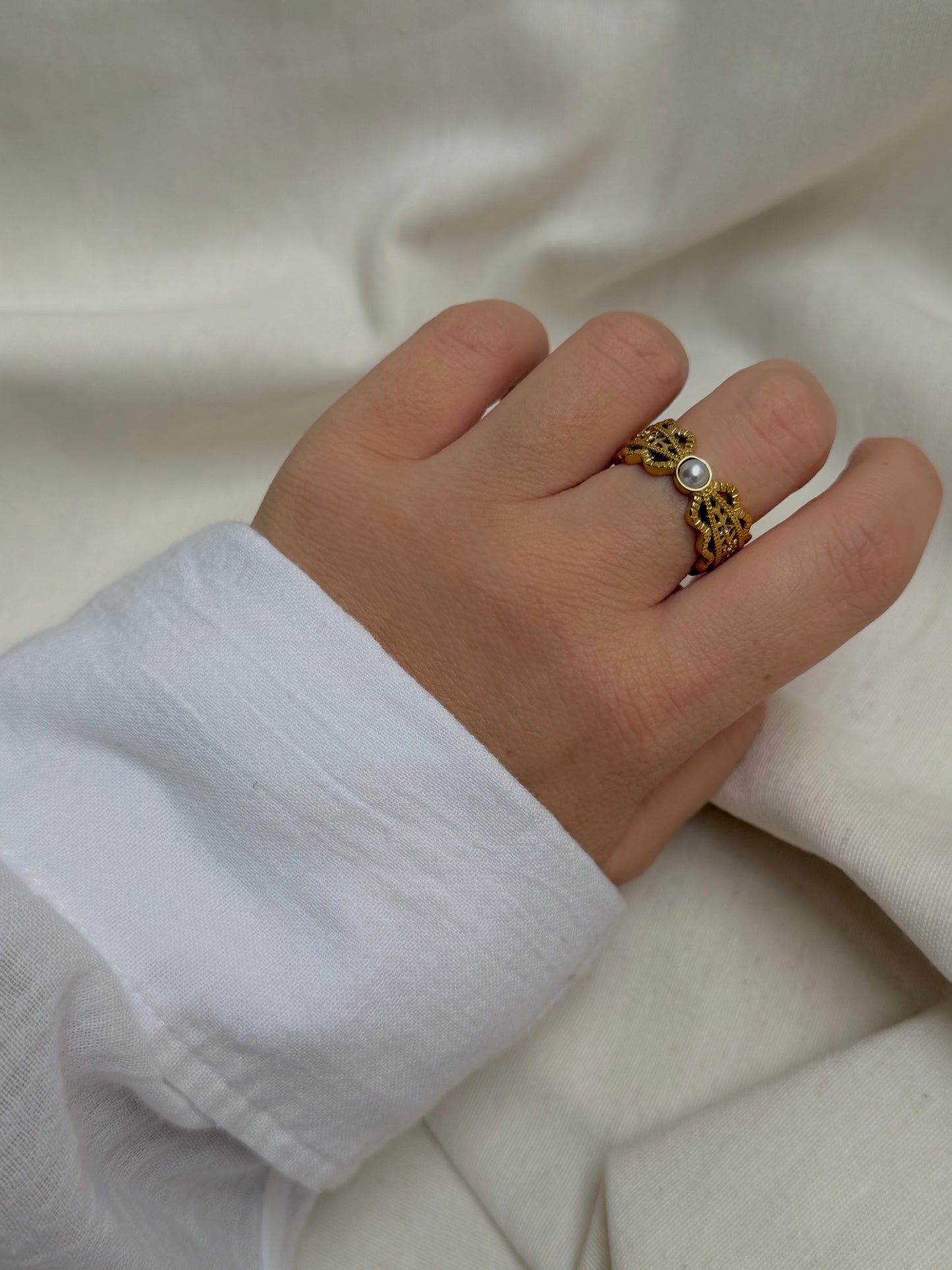 ANILLO BARBARA