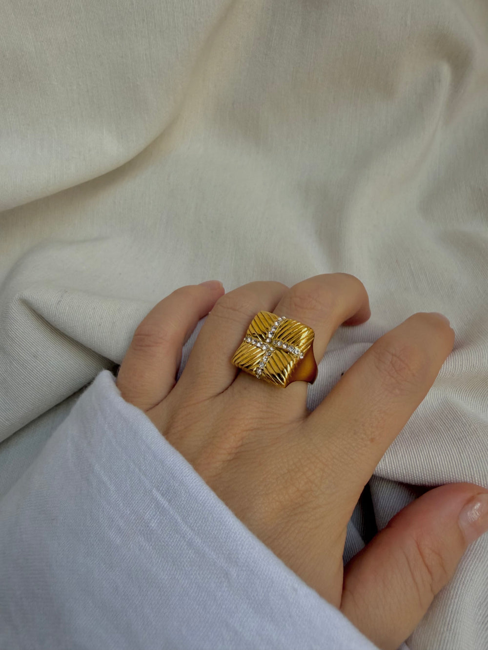 ANILLO FIONA