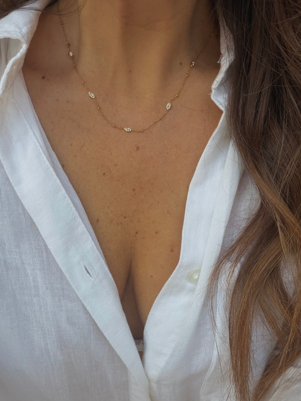 COLLAR VICKY